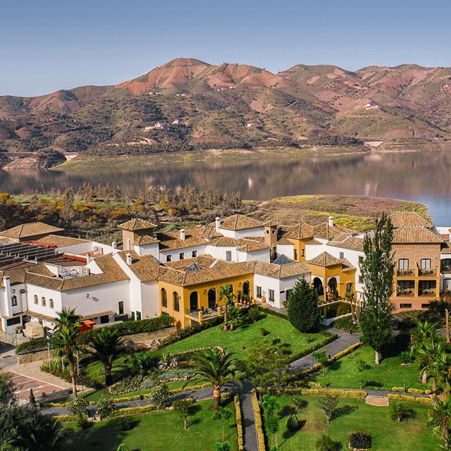 Hotel B BOU La Vinuela & SPA