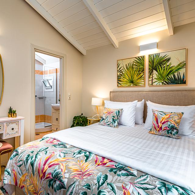 Aithra Country House
