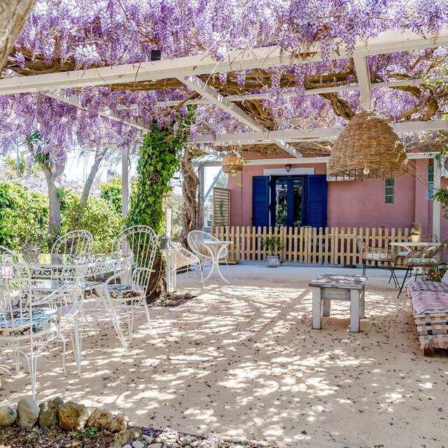 Thires Guesthouse