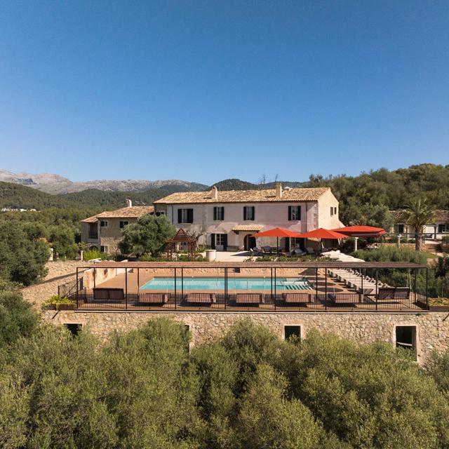Son Sabater by Zafiro