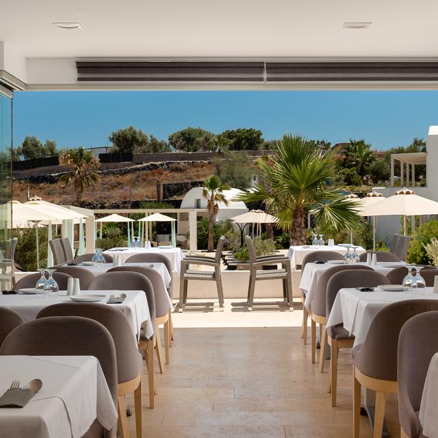 Aurora Luxury Suites