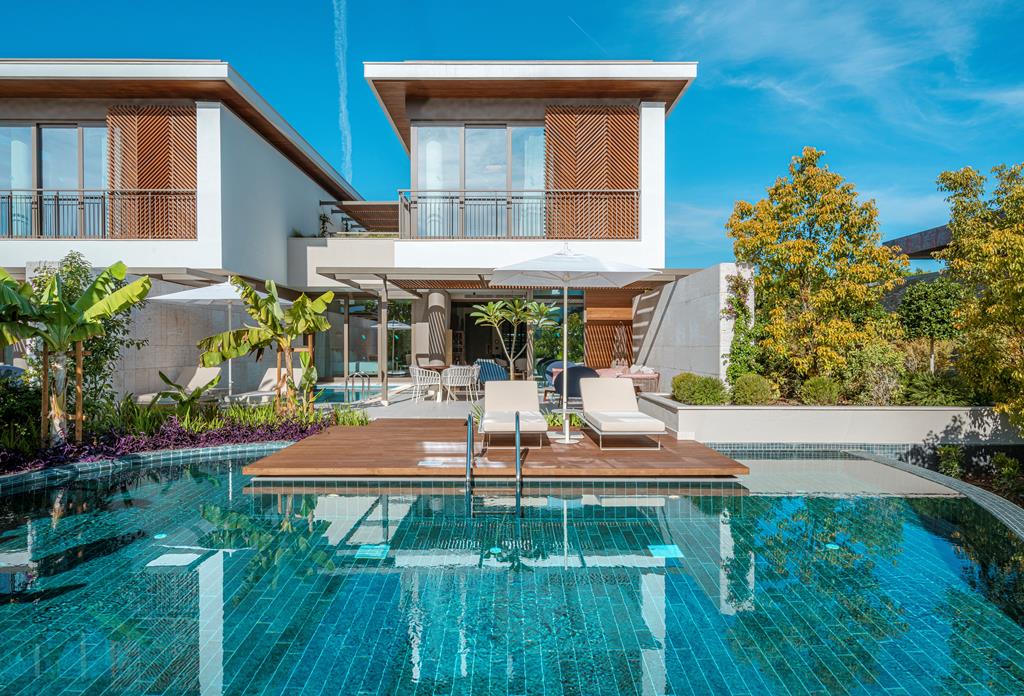 98FE2068E13BF34FFE36BF1E3339265B