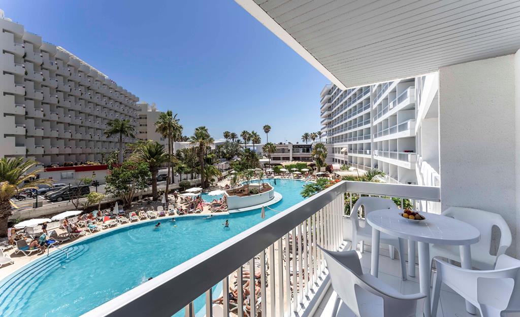 2566132E90FED78816136BDDC649A44E