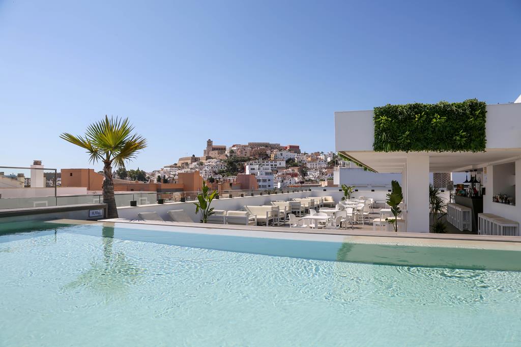 704C1143665C14ECF4F439C1FEB0812D