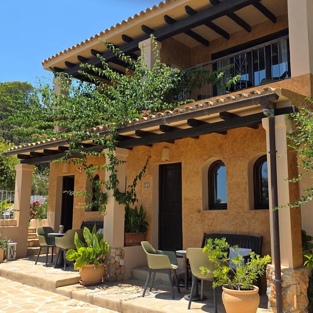 Casa Naya