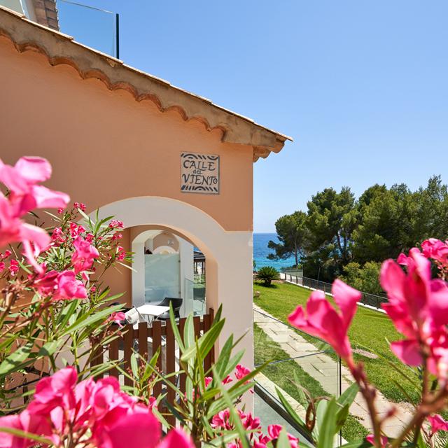 Bahia Suites Camp de Mar