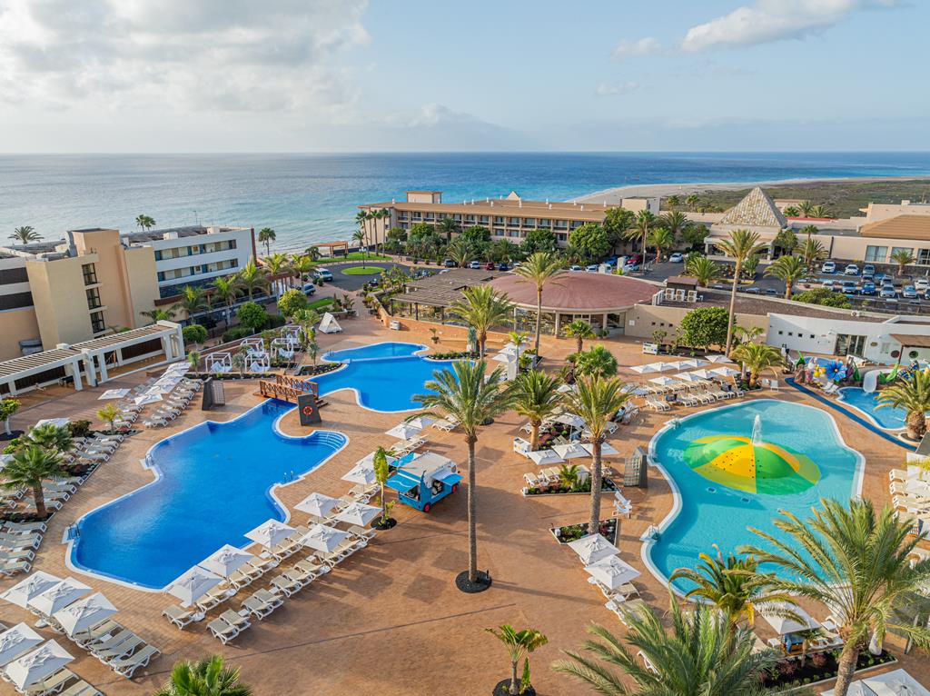 99A25B0AF6D8BD0AECE629E6DB19A78C