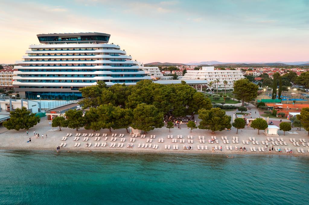 D11E183A991141891256D4D332AA97CF