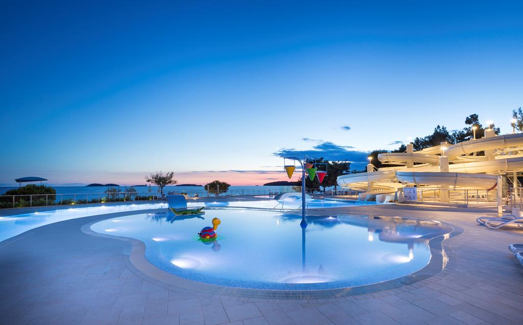 59306882D2BF150FEBCCCAB3E48556EE