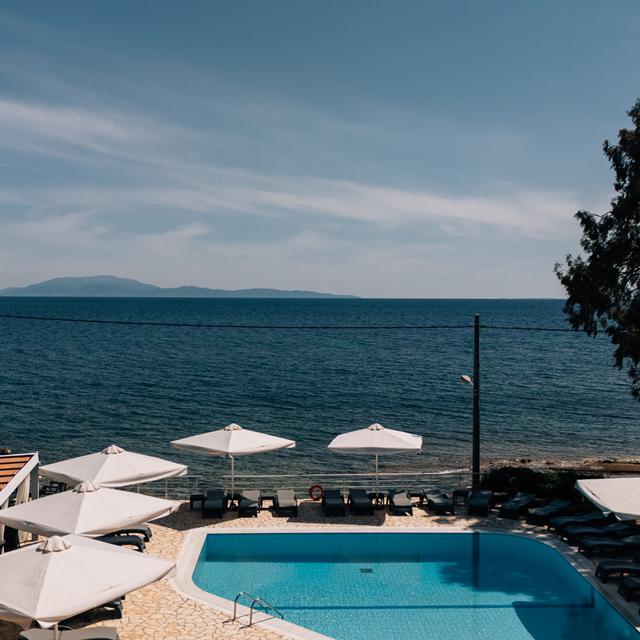 Blue Waves Resort