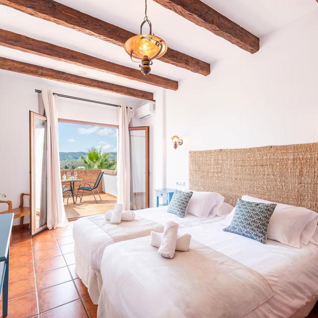 Hotel Rural Almazara